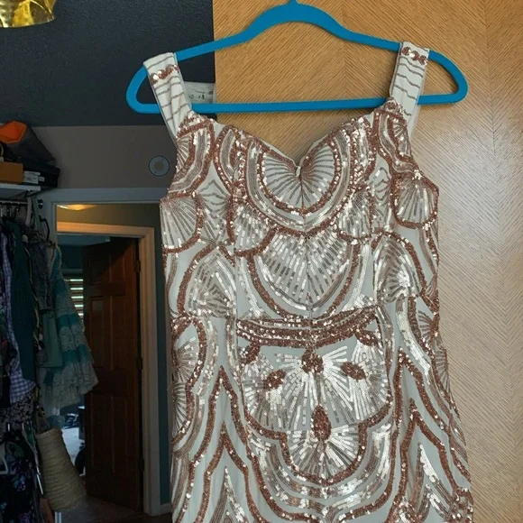 Sequins beige rose gold prom/special occasion dress - Picture 3 of 5
